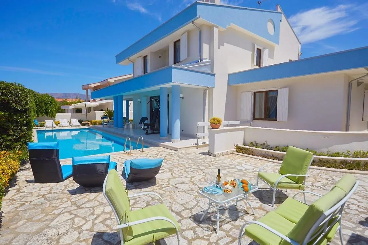 Appartamento Costantino In Villa Con Piscina Trappeto